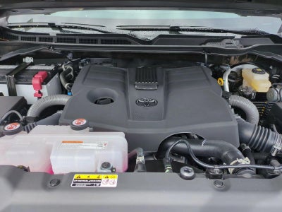 2026 Toyota Tundra 4WD 4WD Limited CrewMax 5.5' Bed (Natl)