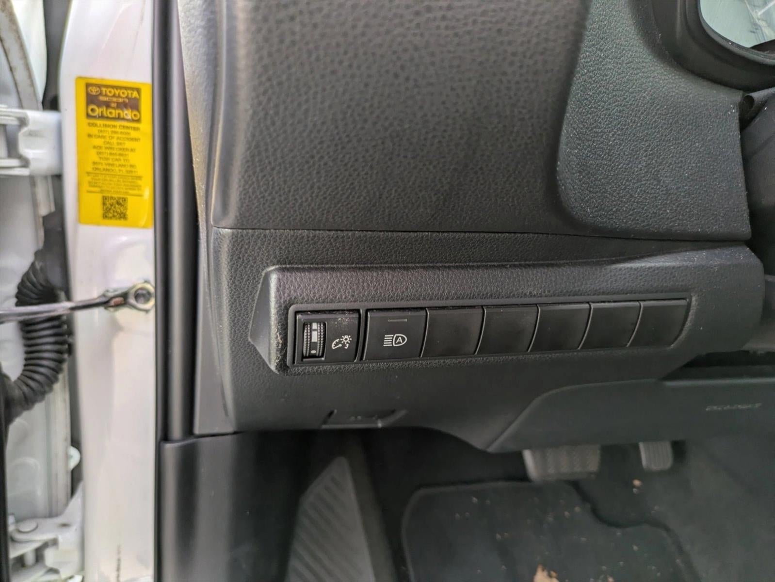 2021 Toyota Corolla LE CVT (Natl)