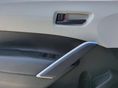 2024 Toyota Corolla Cross L 2WD (Natl)