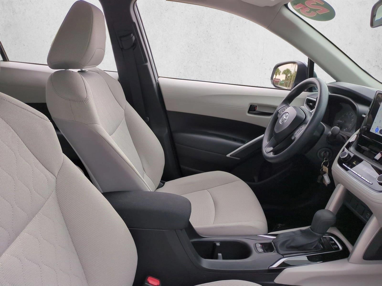 2025 Toyota Corolla Cross L 2WD (Natl)