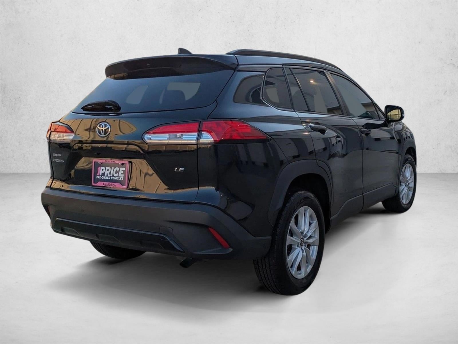 2022 Toyota Corolla Cross LE 2WD (Natl)