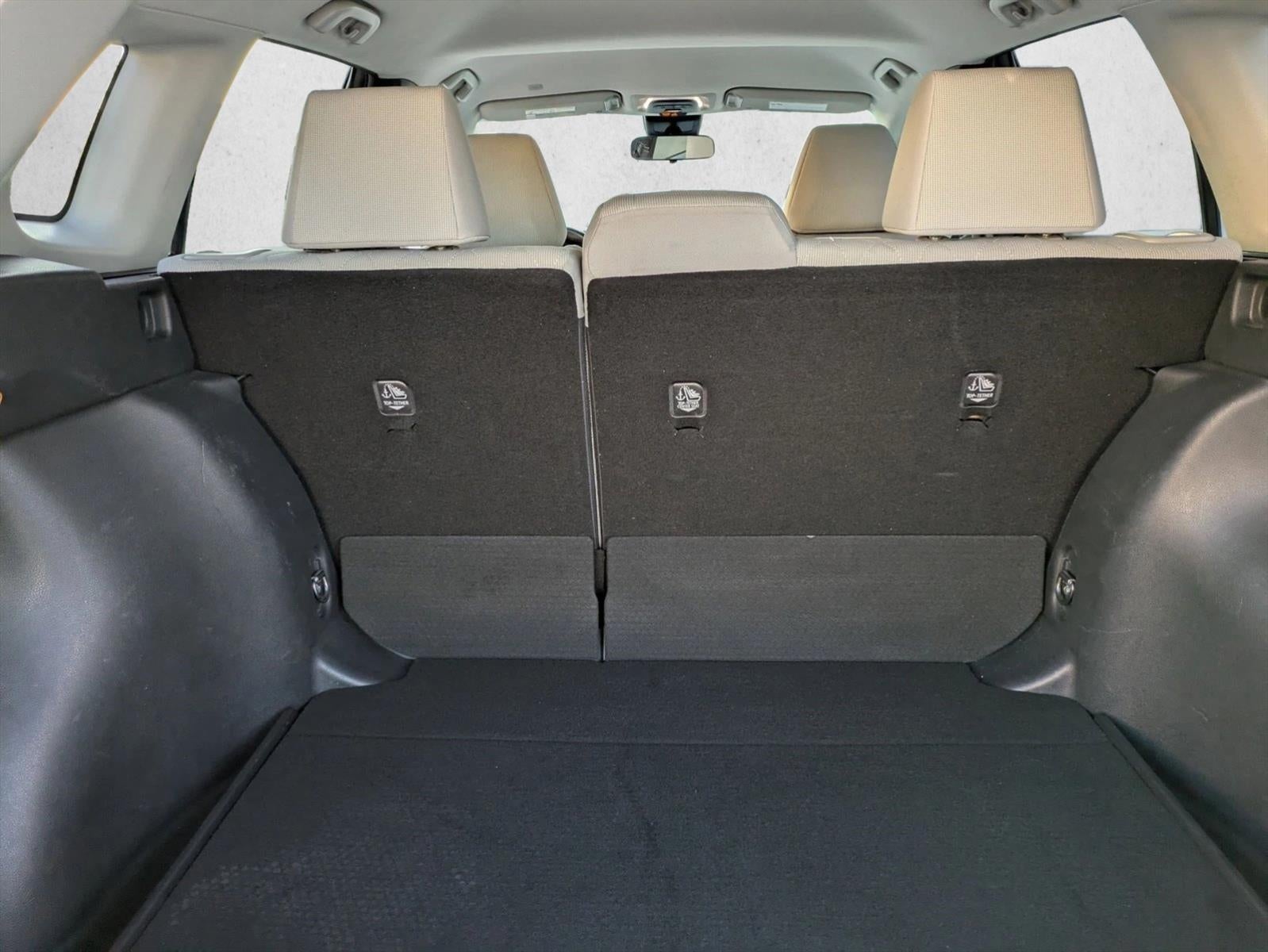 2022 Toyota Corolla Cross LE 2WD (Natl)