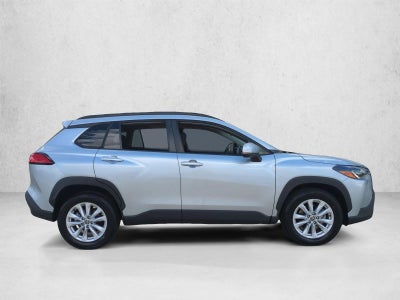 2022 Toyota Corolla Cross LE 2WD (Natl)