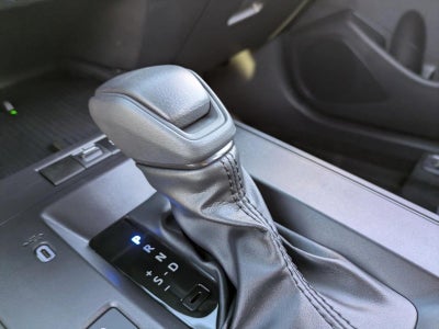 2026 Toyota Corolla Cross Hybrid SE 4WD (Natl)