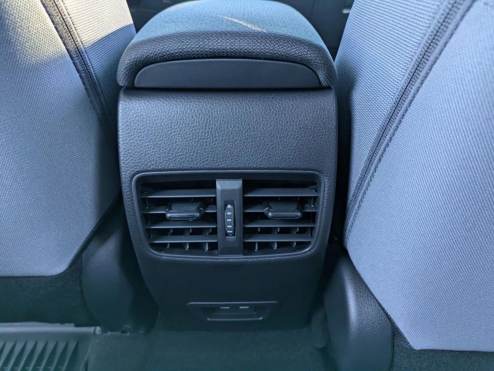 2026 Toyota Corolla Cross Hybrid SE 4WD (Natl)