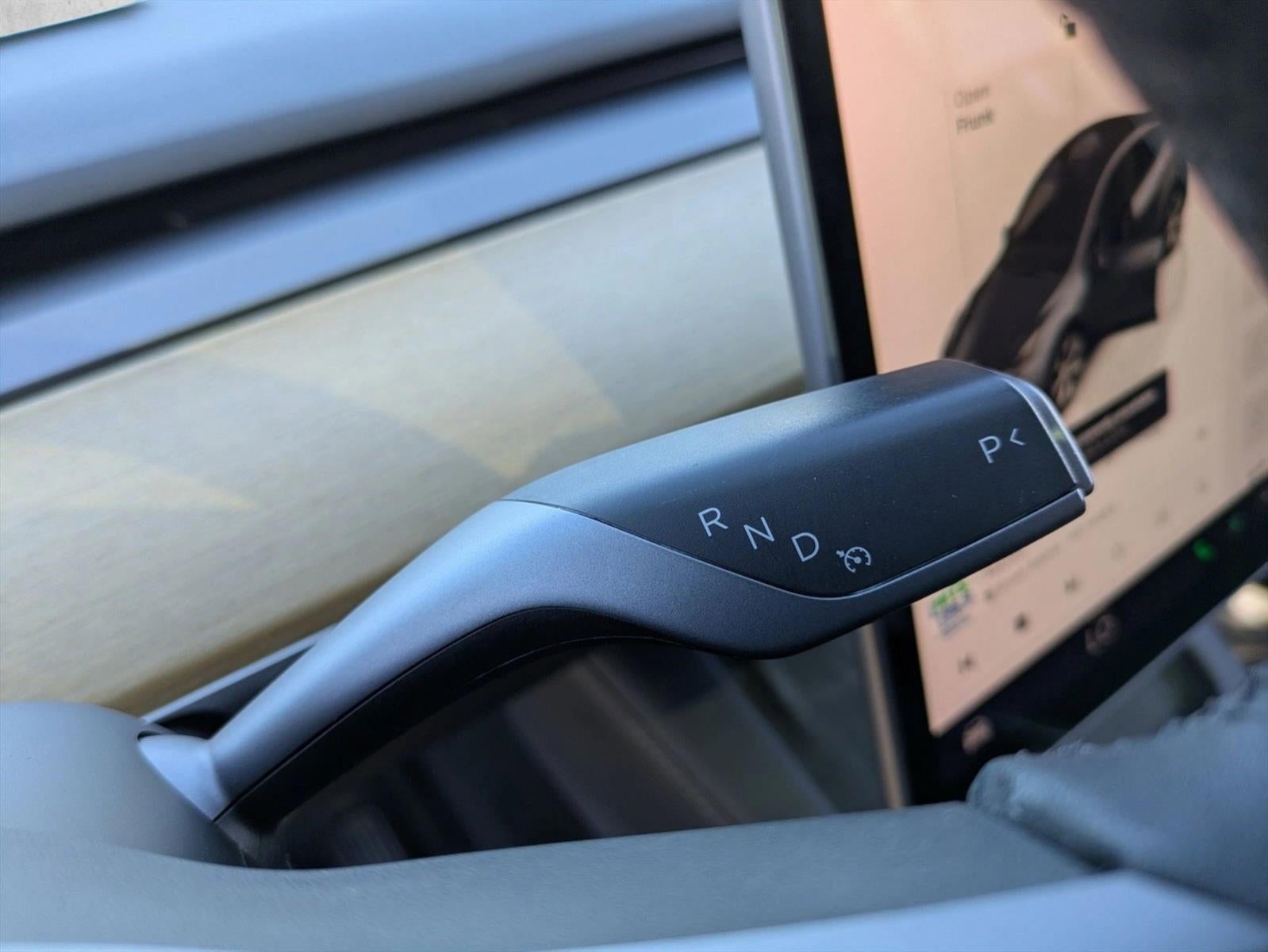 2023 Tesla Model Y Performance AWD