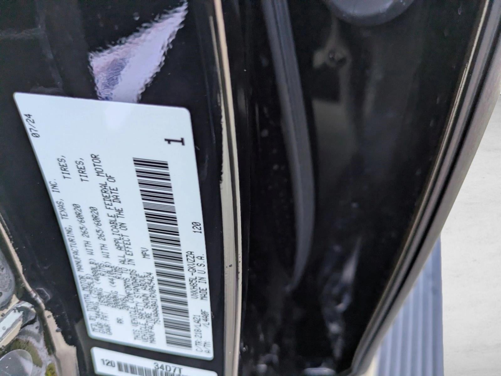 2024 Toyota Sequoia Platinum 4WD (Natl)