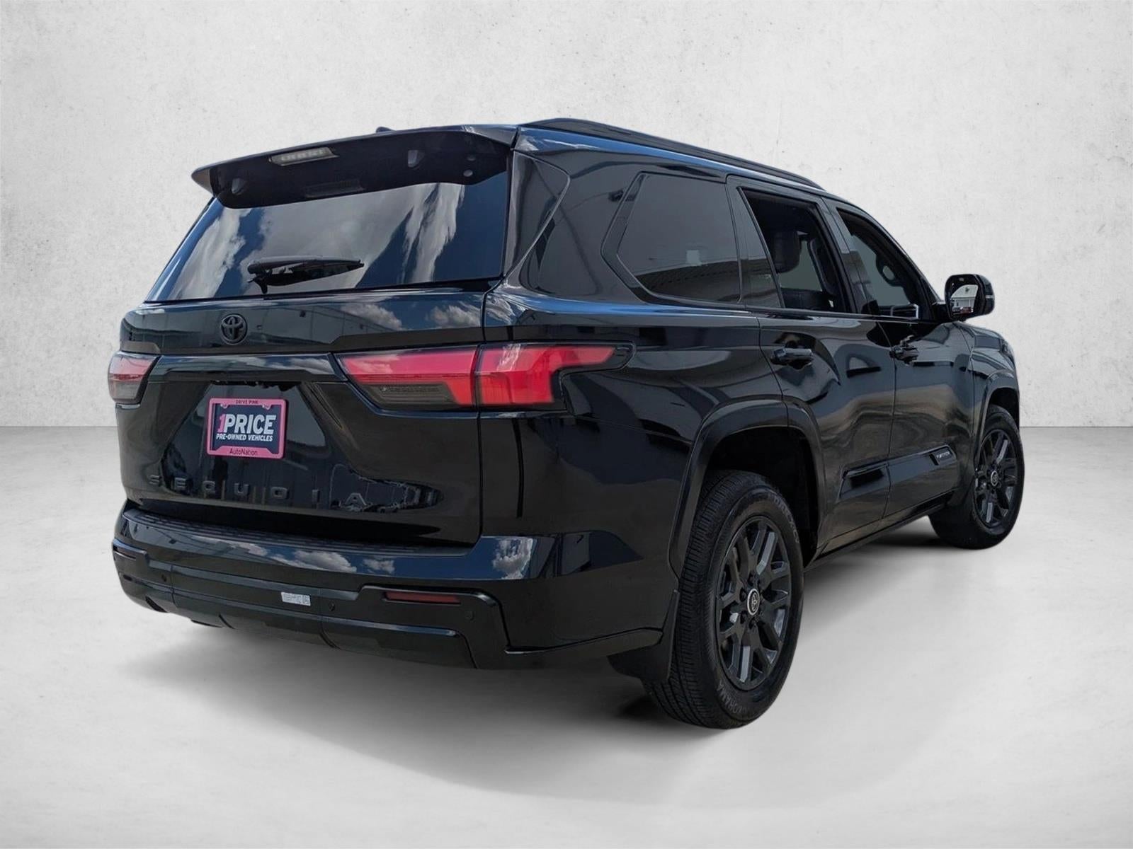 2024 Toyota Sequoia Platinum 4WD (Natl)