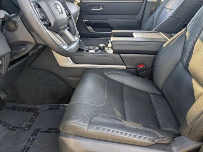 2023 Toyota Sequoia Limited 4WD (SE)