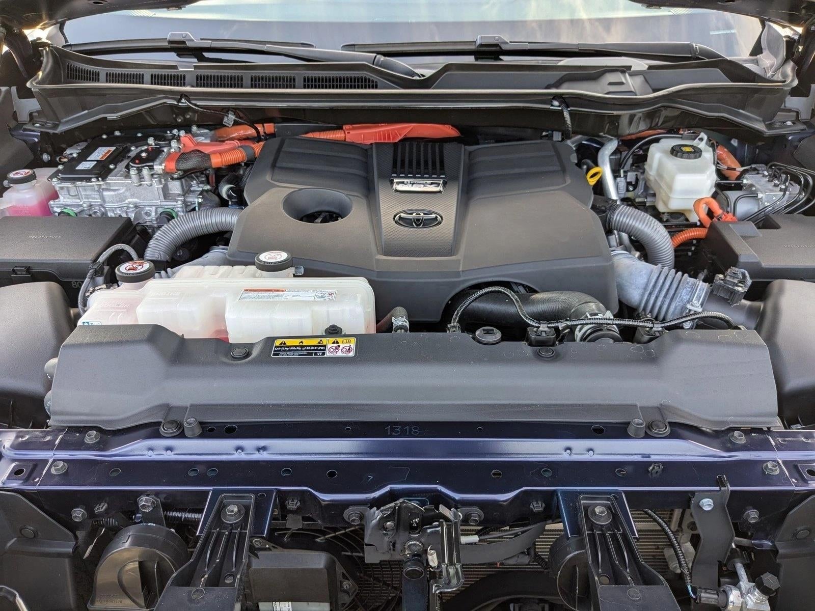 2023 Toyota Sequoia Limited 4WD (SE)