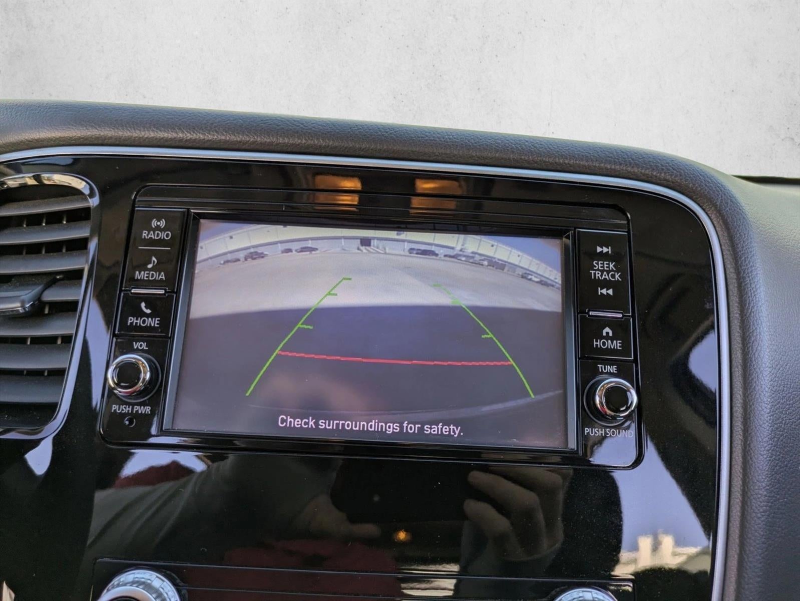 2020 Mitsubishi Outlander ES FWD