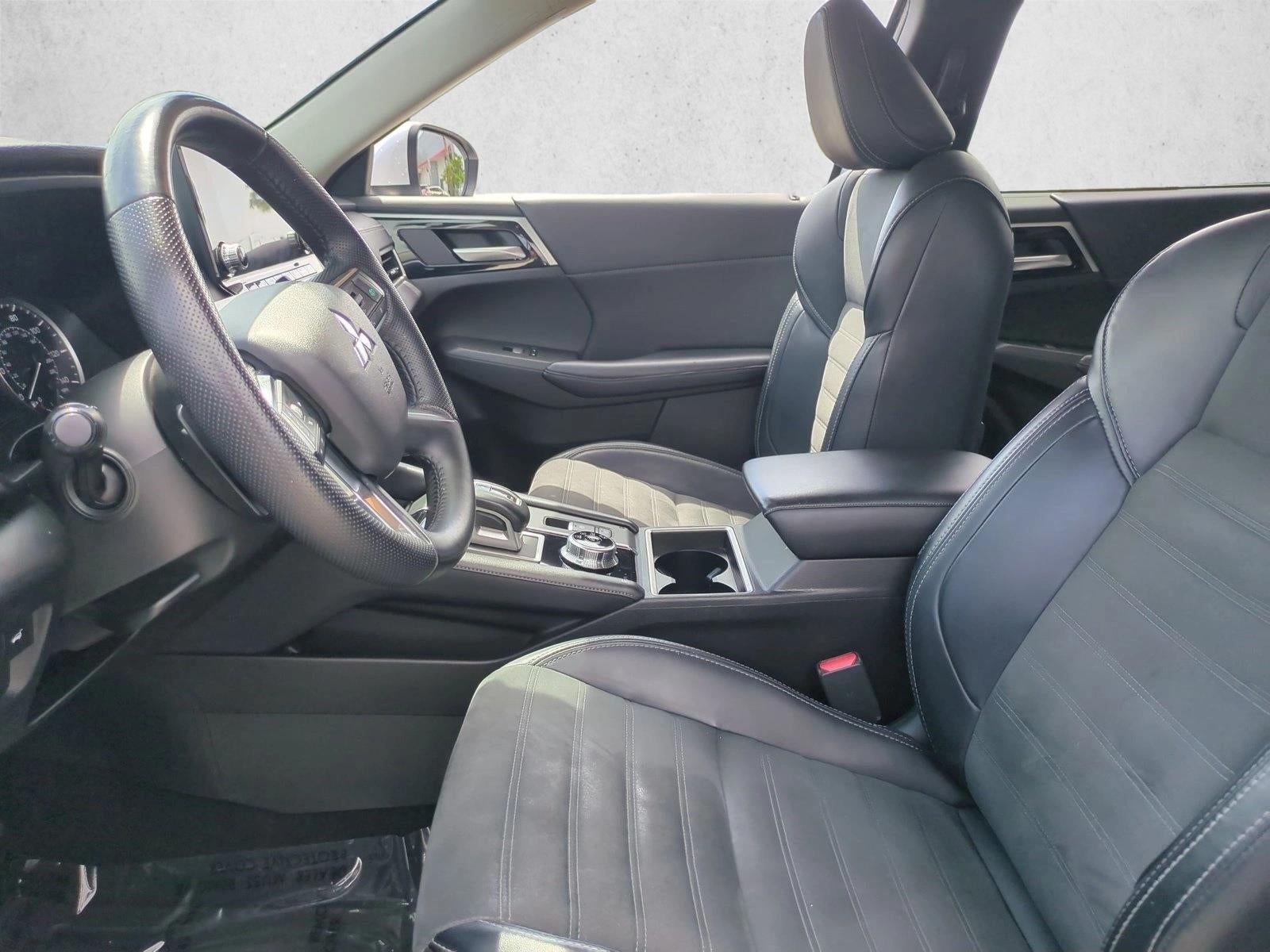 2024 Mitsubishi Outlander SE FWD