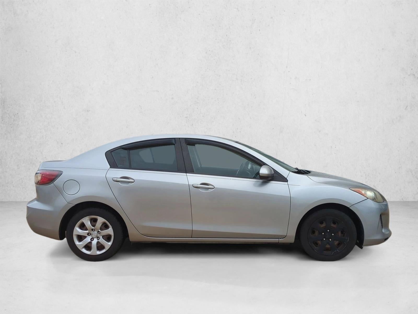 2013 Mazda Mazda3 4dr Sdn Man i Sport