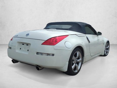 2006 Nissan 350Z 2dr Roadster Touring Manual