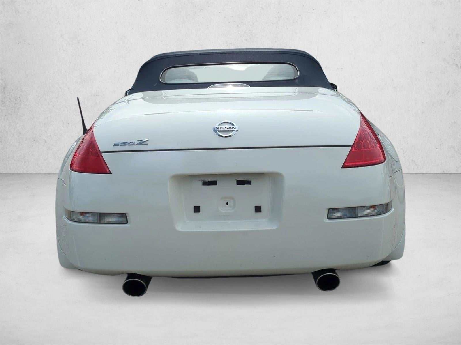2006 Nissan 350Z 2dr Roadster Touring Manual