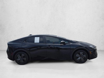 2026 Toyota Prius LE (Natl)
