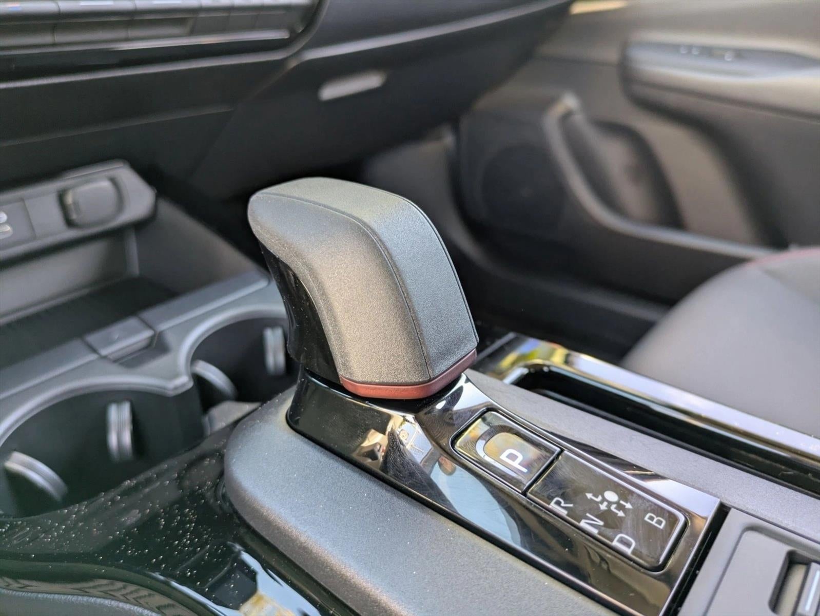 2025 Toyota Prius Plug-In Hybrid XSE (Natl)