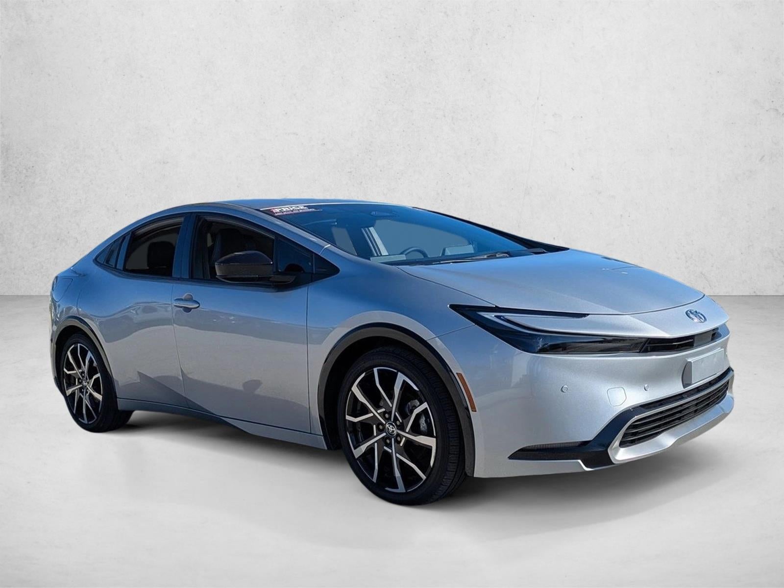 2025 Toyota Prius Plug-In Hybrid XSE (Natl)