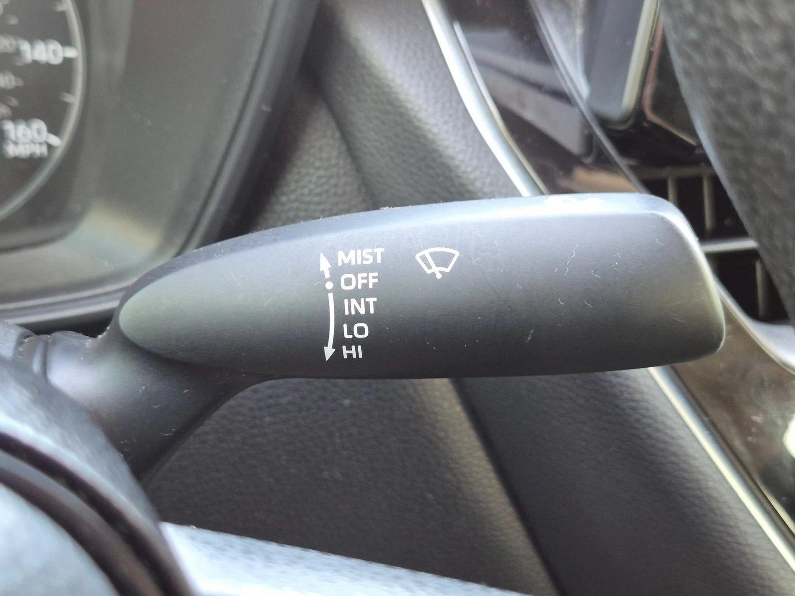 2023 Toyota Corolla Hybrid LE FWD (Natl)