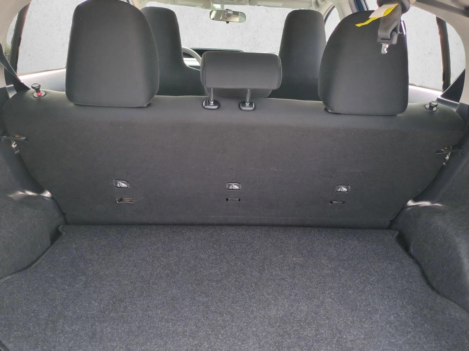 2015 Toyota Prius c 5dr HB One (SE)