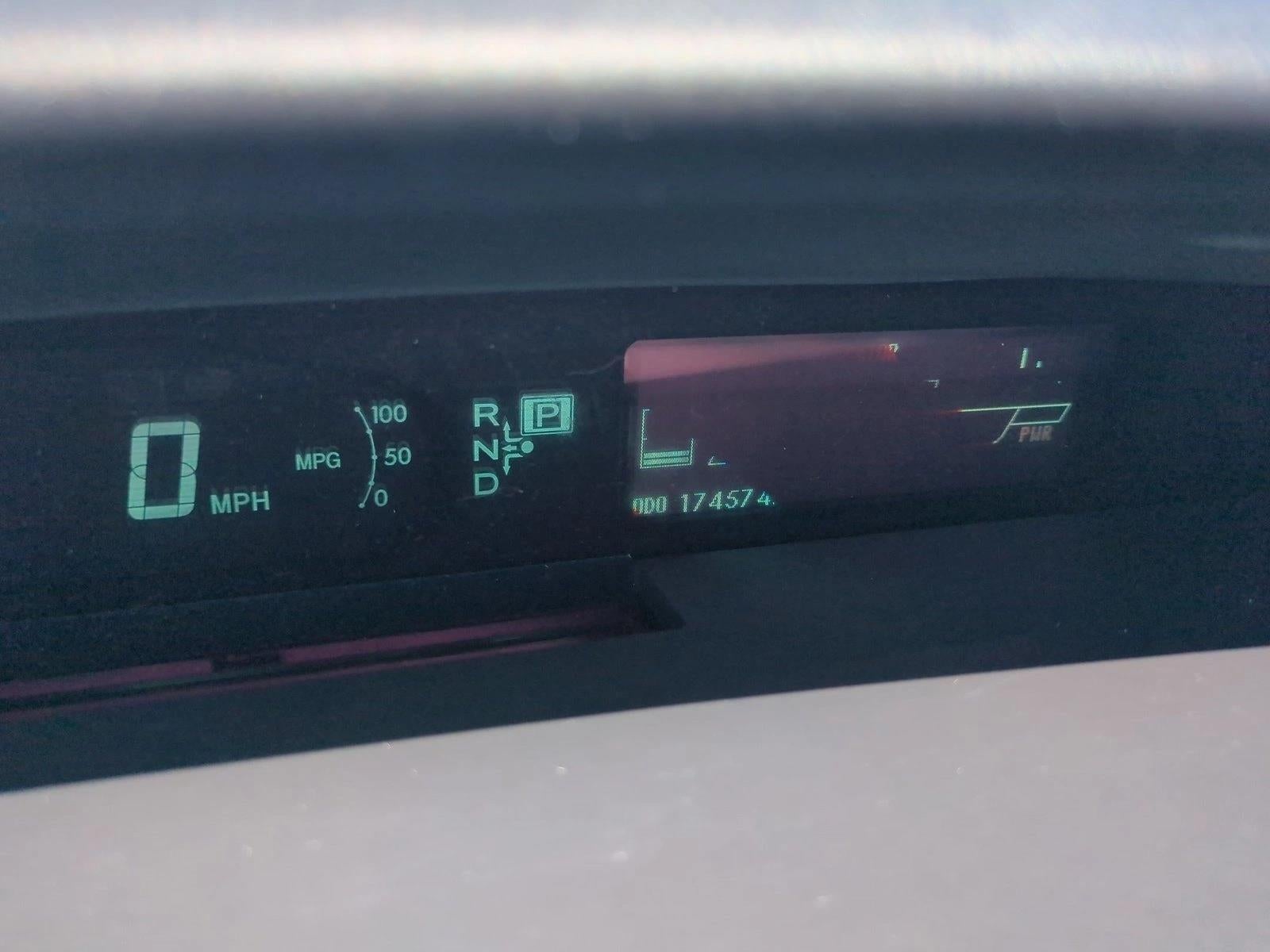 2013 Toyota Prius 5dr HB Two (Natl)