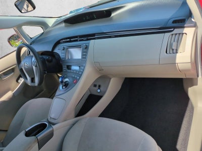 2013 Toyota Prius 5dr HB Two (Natl)