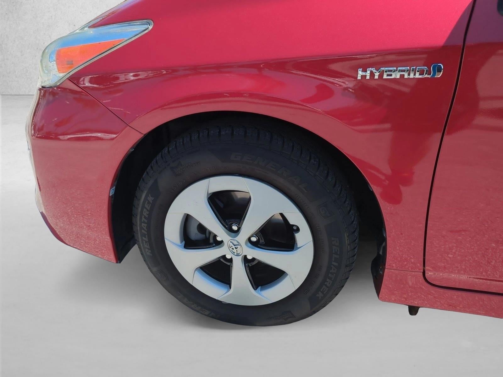 2013 Toyota Prius 5dr HB Two (Natl)