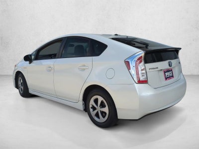 2014 Toyota Prius 5dr HB Five (Natl)