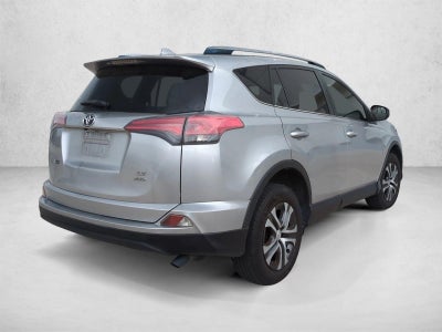 2018 Toyota RAV4 LE AWD (Natl)
