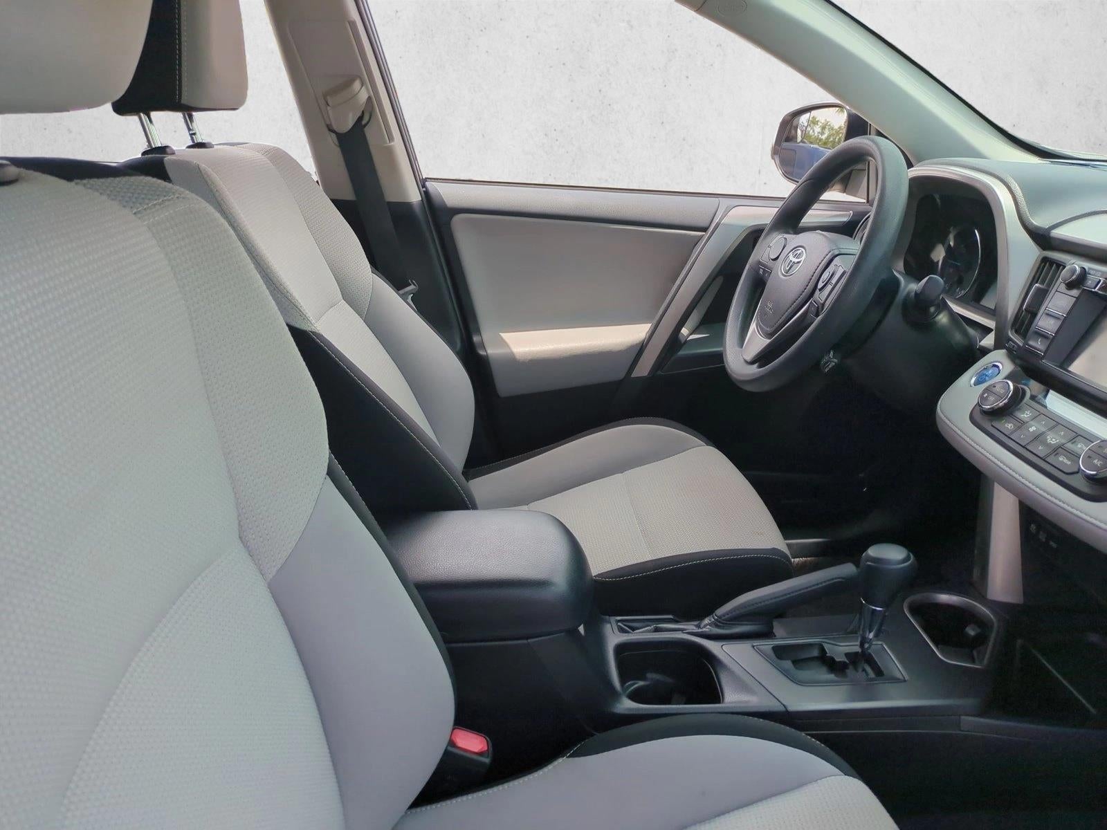 2018 Toyota RAV4 Hybrid LE AWD (Natl)
