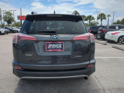 2018 Toyota RAV4 Hybrid LE AWD (Natl)