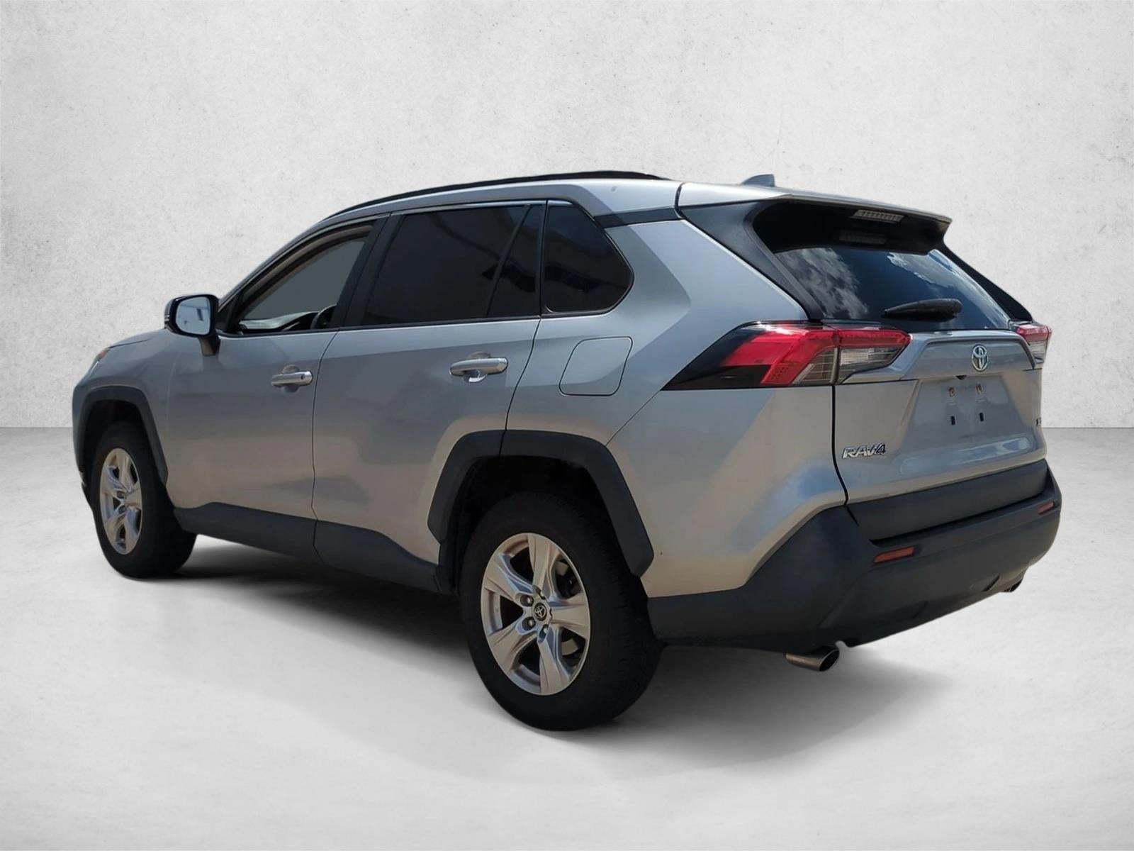 2019 Toyota RAV4 XLE FWD (GS)