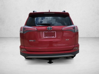 2017 Toyota RAV4 XLE FWD (GS)