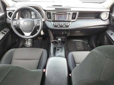 2017 Toyota RAV4 LE FWD (GS)