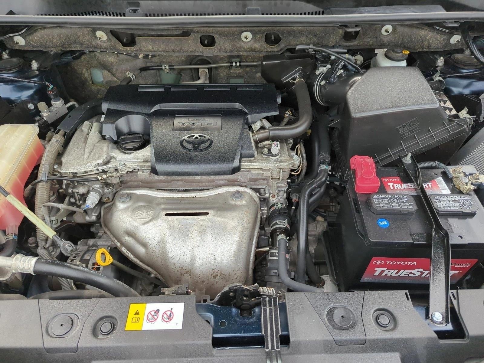 2017 Toyota RAV4 LE FWD (GS)