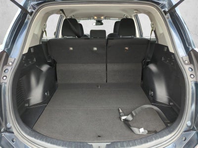 2017 Toyota RAV4 LE FWD (GS)