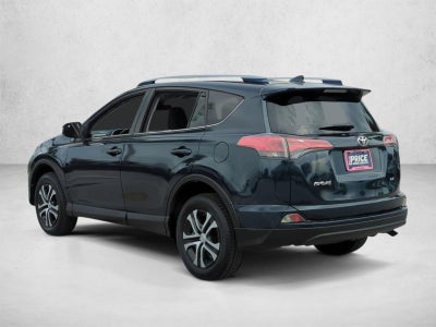 2017 Toyota RAV4 LE FWD (GS)