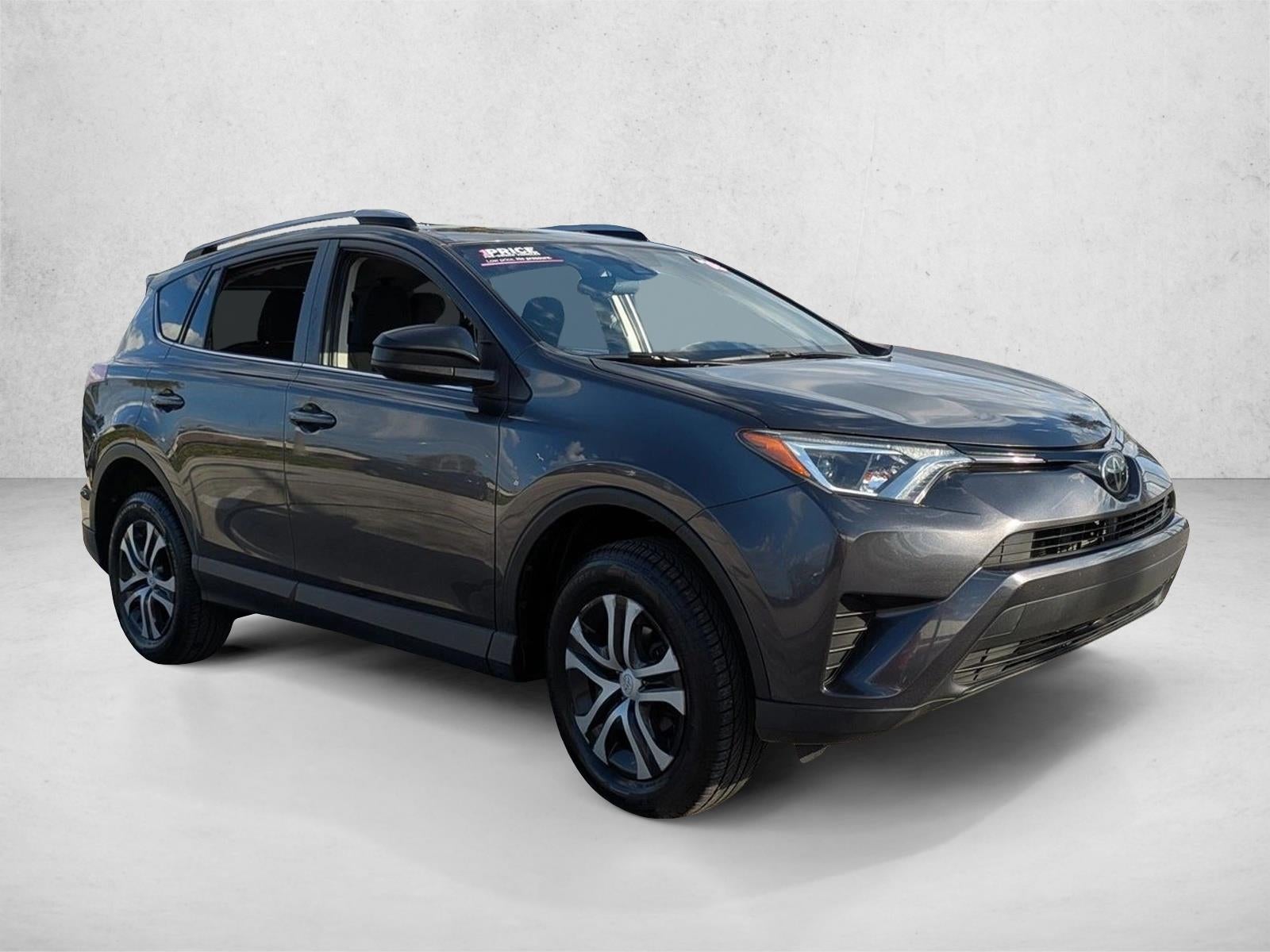 2018 Toyota RAV4 LE FWD (GS)