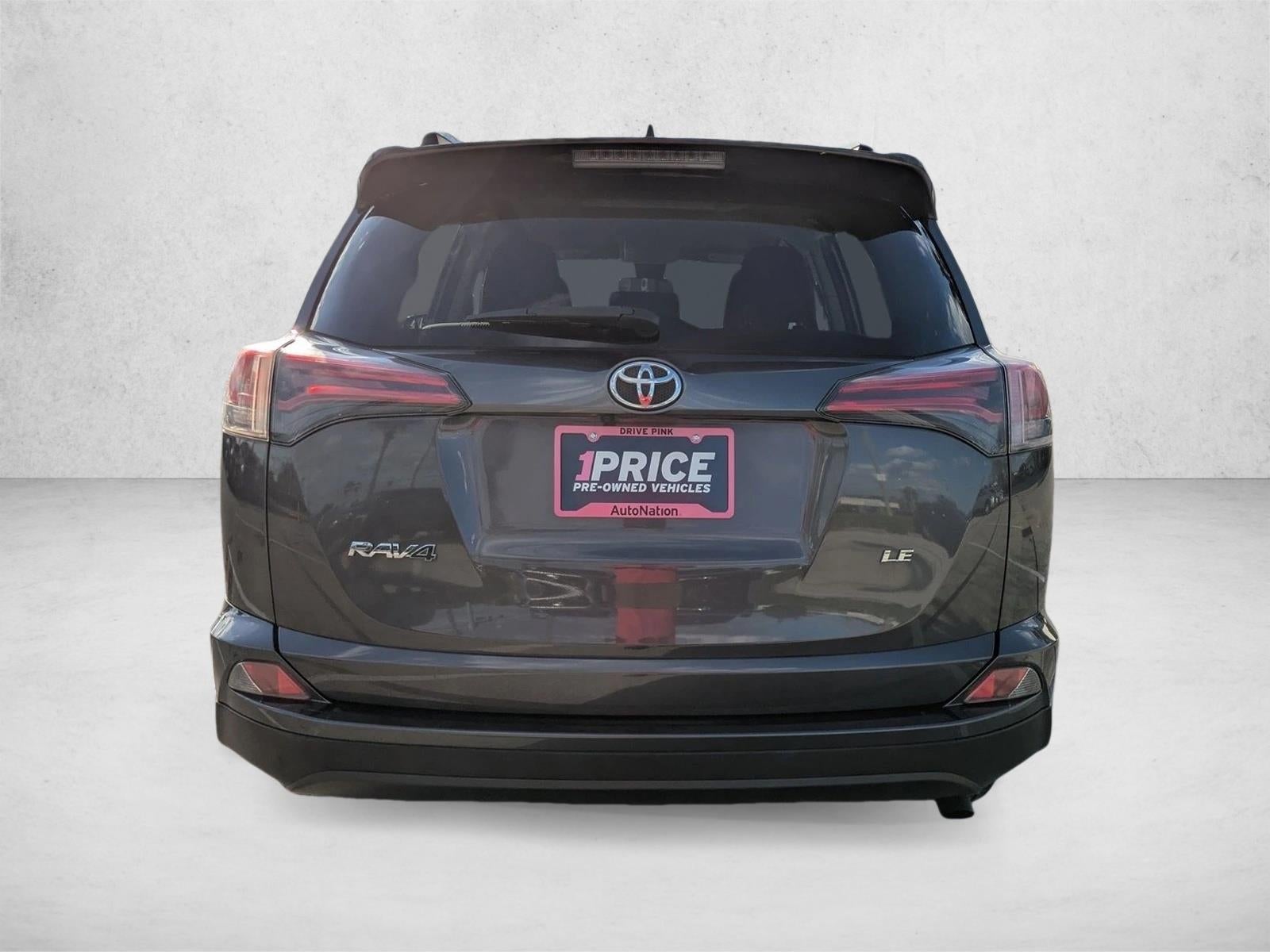 2018 Toyota RAV4 LE FWD (GS)