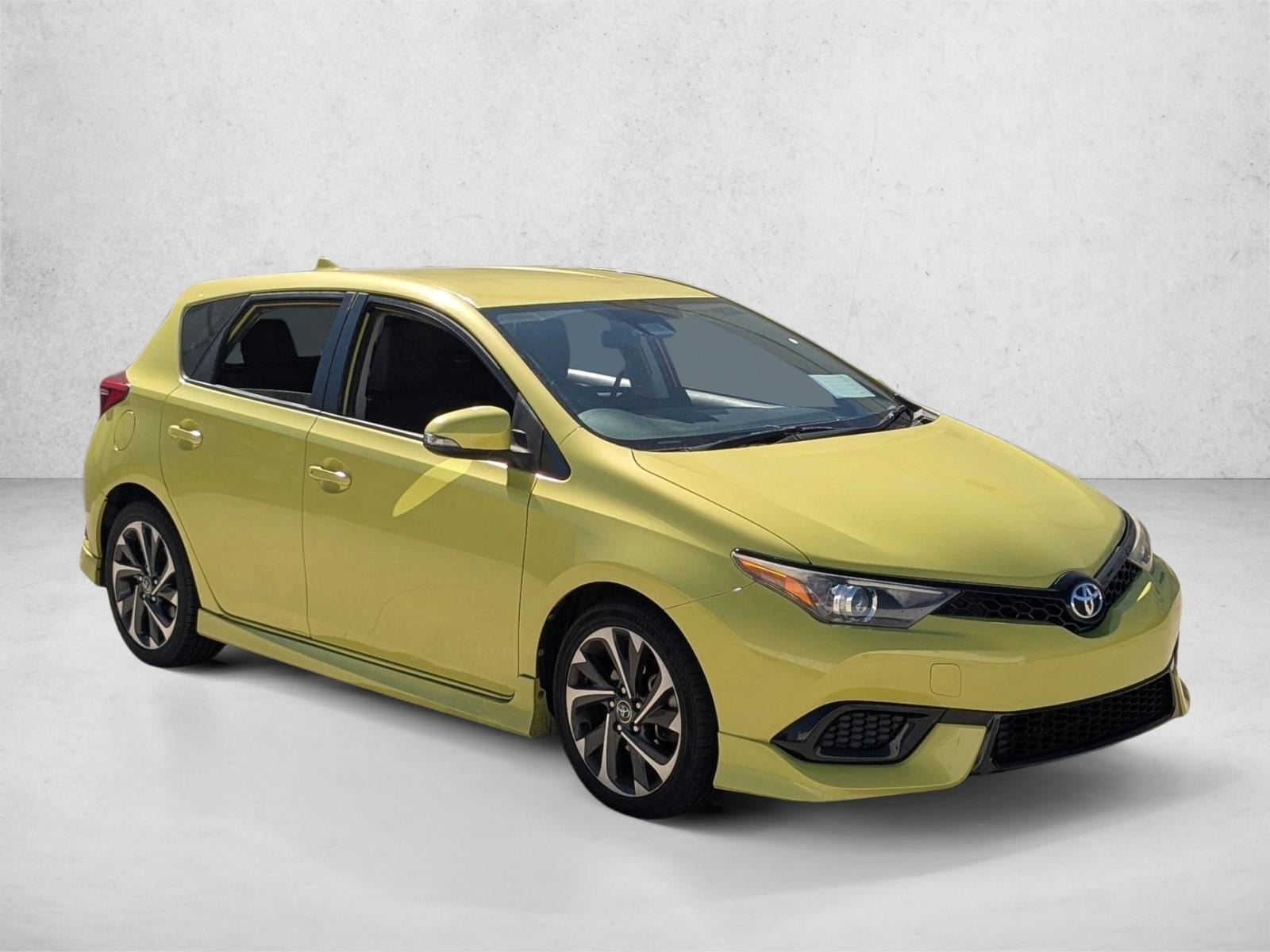 2017 Toyota Corolla iM CVT (Natl)