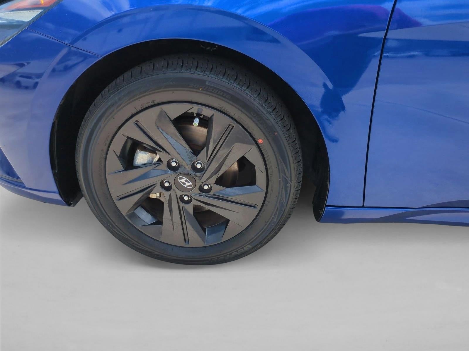 2023 Hyundai ELANTRA SEL IVT