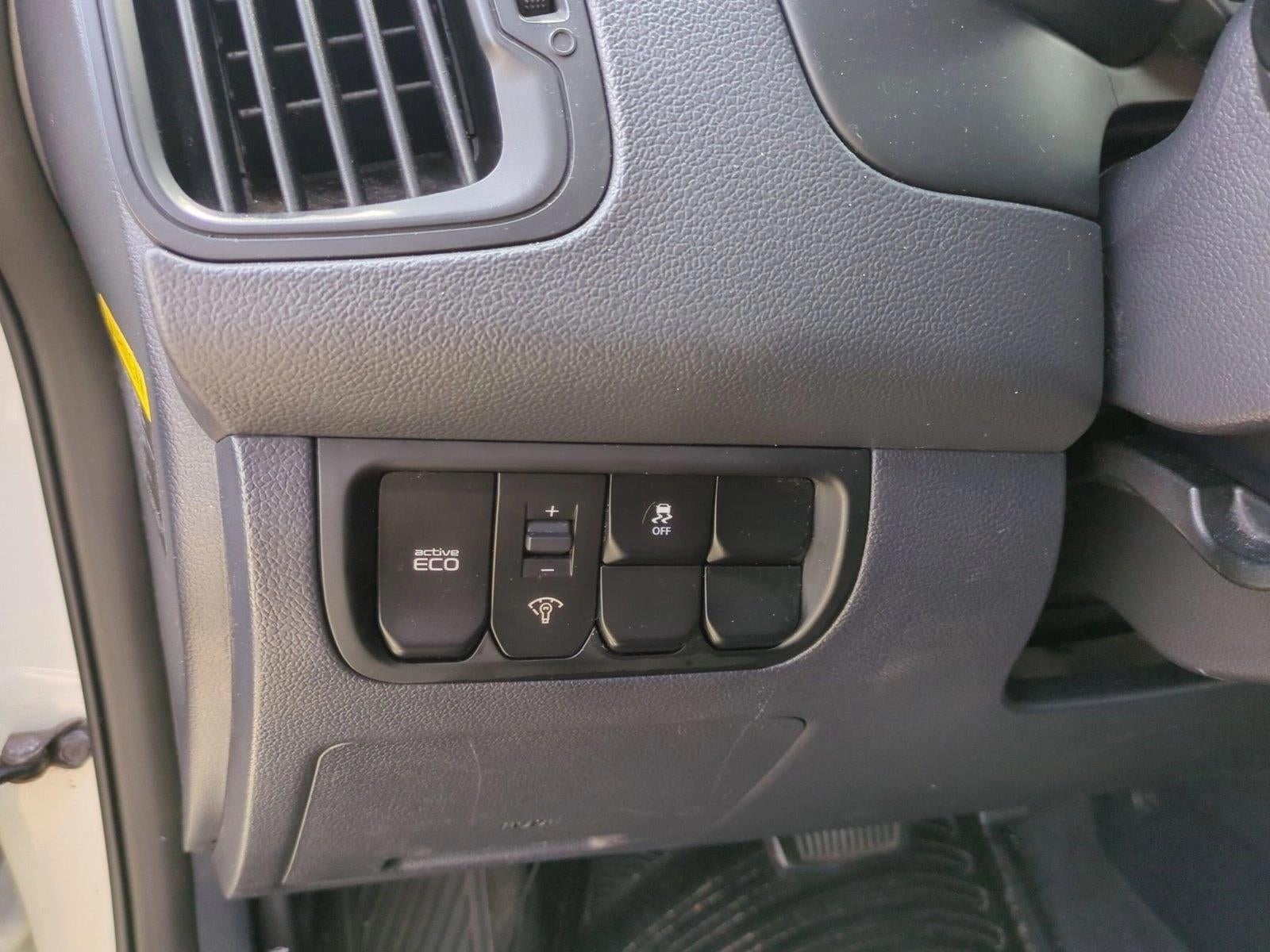 2013 Kia Rio 4dr Sdn Auto LX