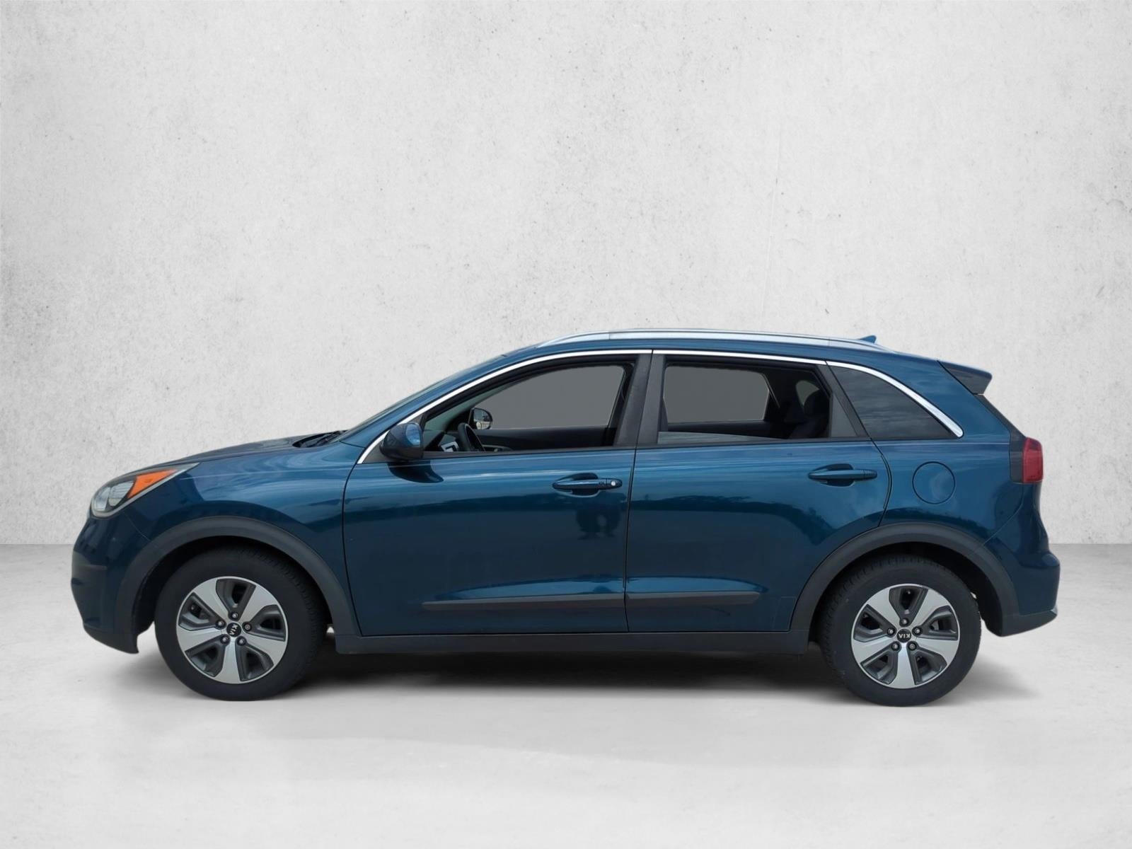 2017 Kia Niro LX FWD