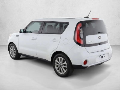 2017 Kia Soul + Auto
