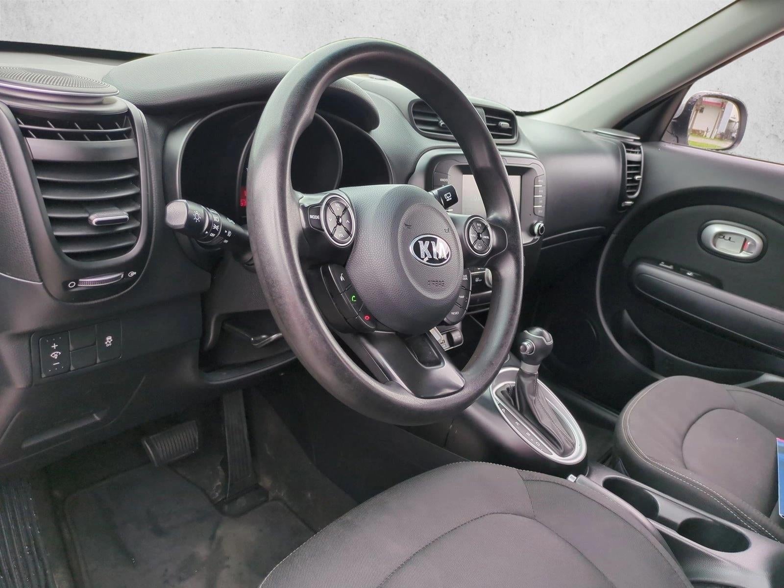 2018 Kia Soul + Auto