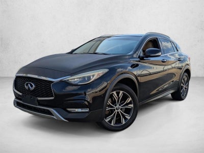 2017 INFINITI QX30 Premium AWD