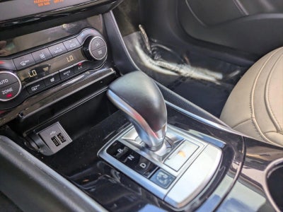 2017 INFINITI QX30 Premium AWD