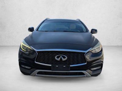 2017 INFINITI QX30 Premium AWD