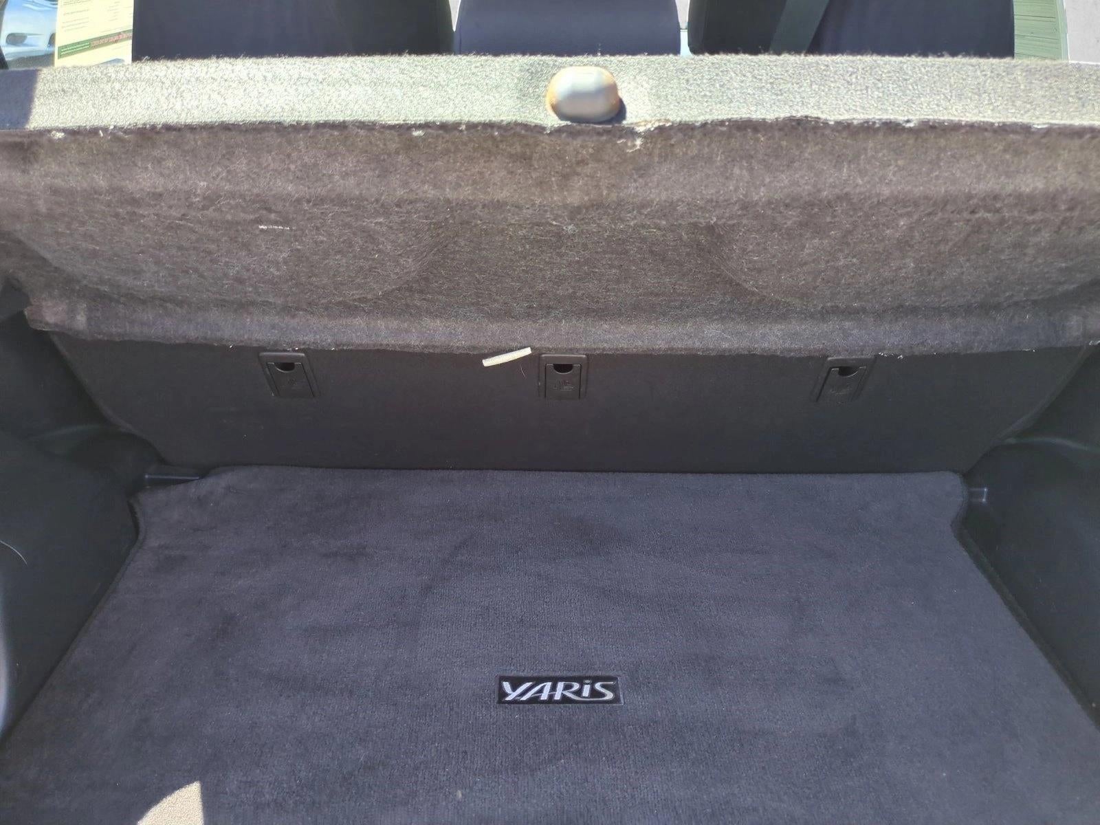 2014 Toyota Yaris 5dr Liftback Auto L