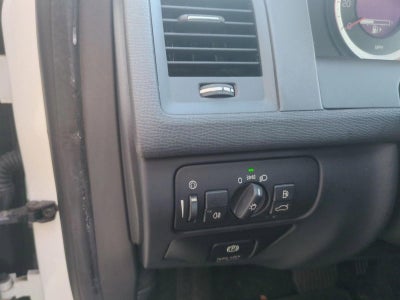 2012 Volvo XC60 FWD 4dr 3.2L